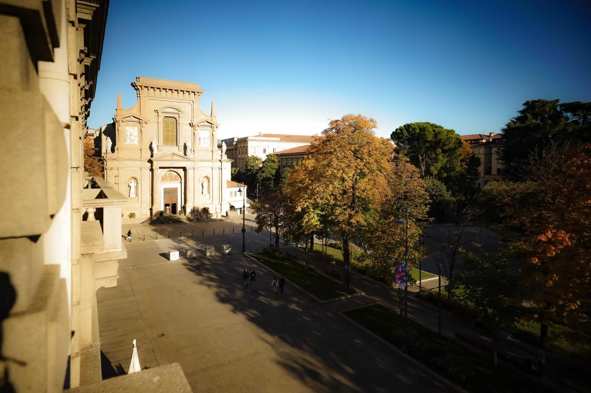 Bergamo Inn 43 المظهر الخارجي الصورة